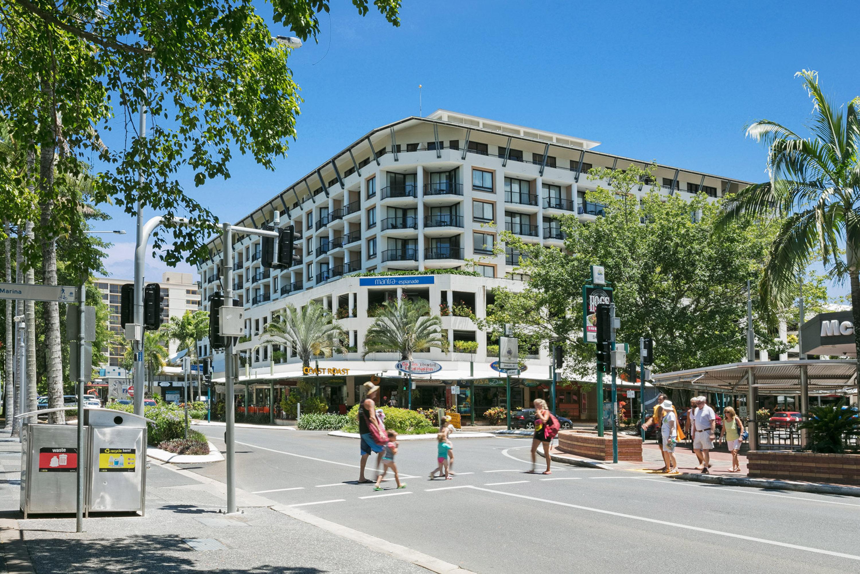 Готель Mantra Esplanade Кернс Екстер'єр фото